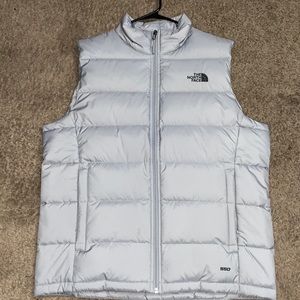 ✨NEW✨Men’s NorthFace Vest